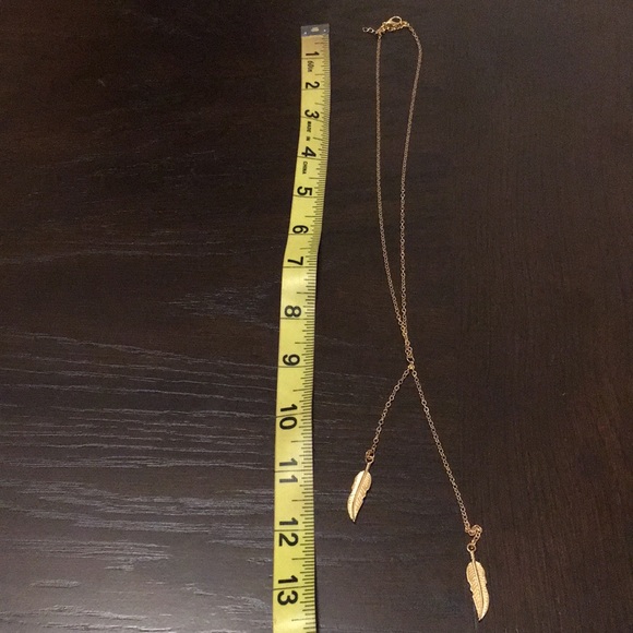 ⭐️Boho long necklace jewelry feather pendant - Picture 4 of 4